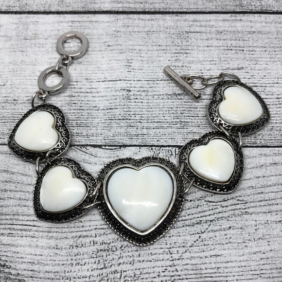 ANTIQUE silver tone heart shape MoP statement bracelet - Picture 1 of 4